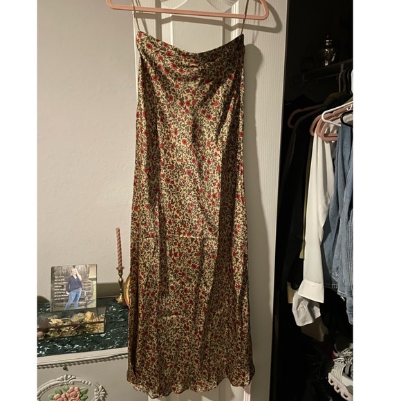 Réalisation Par The Joni Skirt in Dahlia - Picture 4 of 4